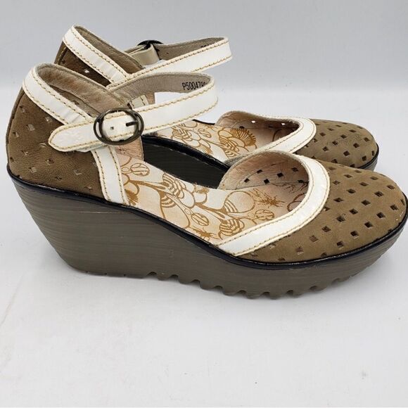 Fly London Wedge Closed Toe Sandal - Picture 4 of 13